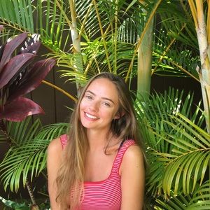 Meet your Posher, Abby